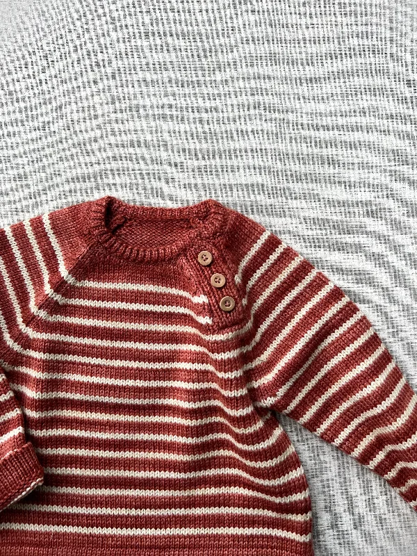 buttoned mariner stripe pullover in mahogany and cream